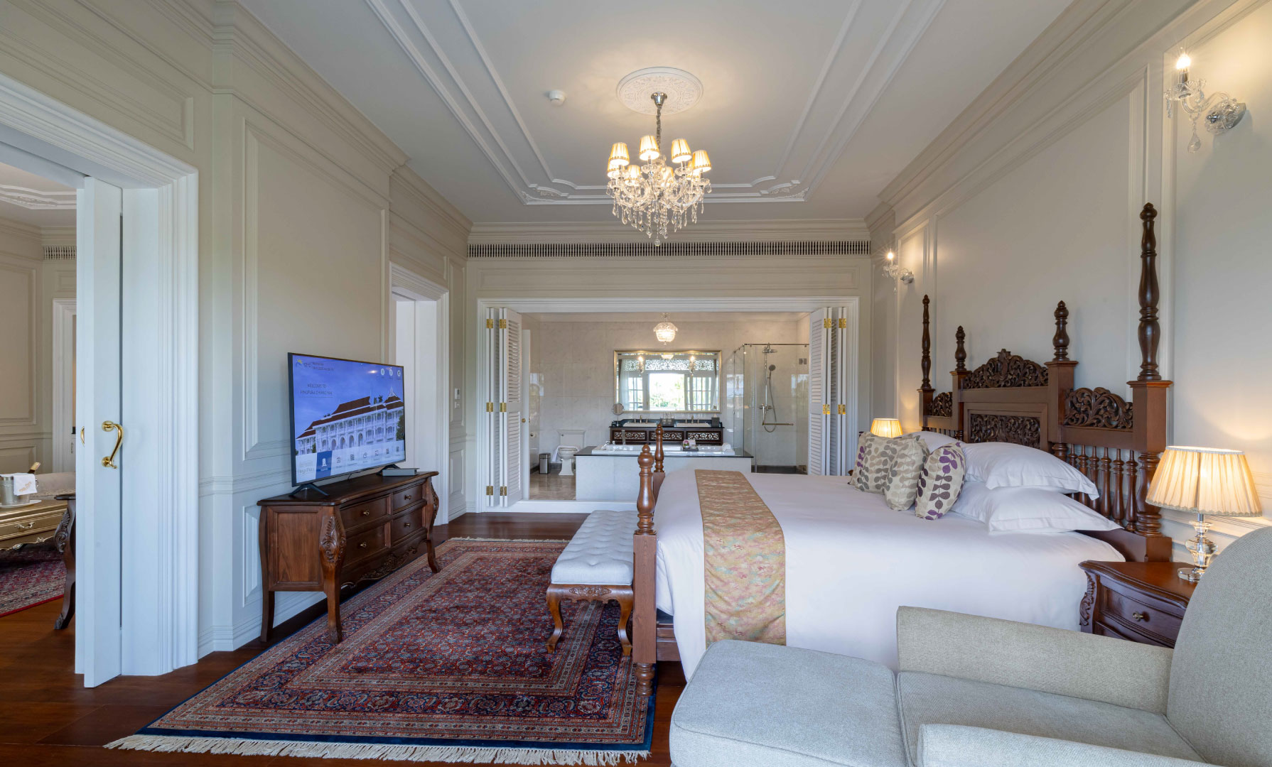 room-types-Junior-Suite-01